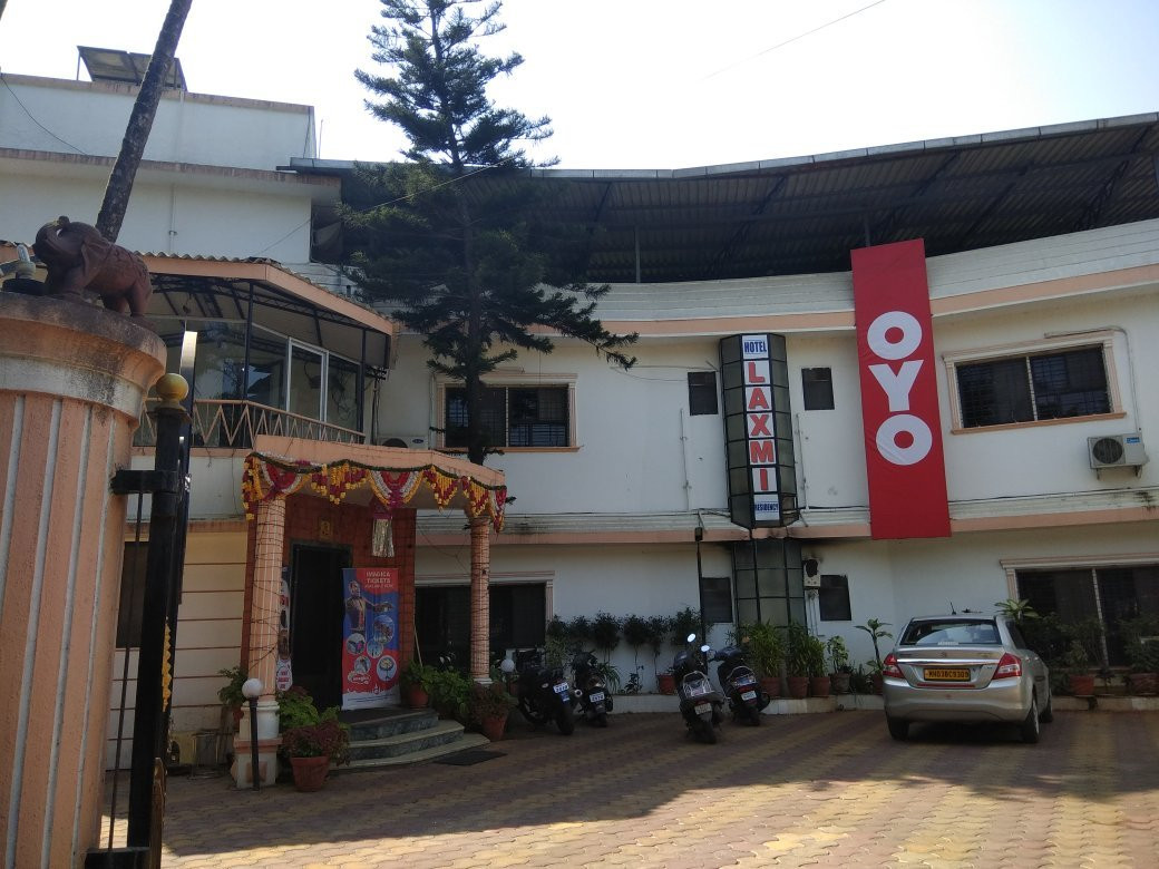 OYO Flagship 23096 Laxmi Residency主图