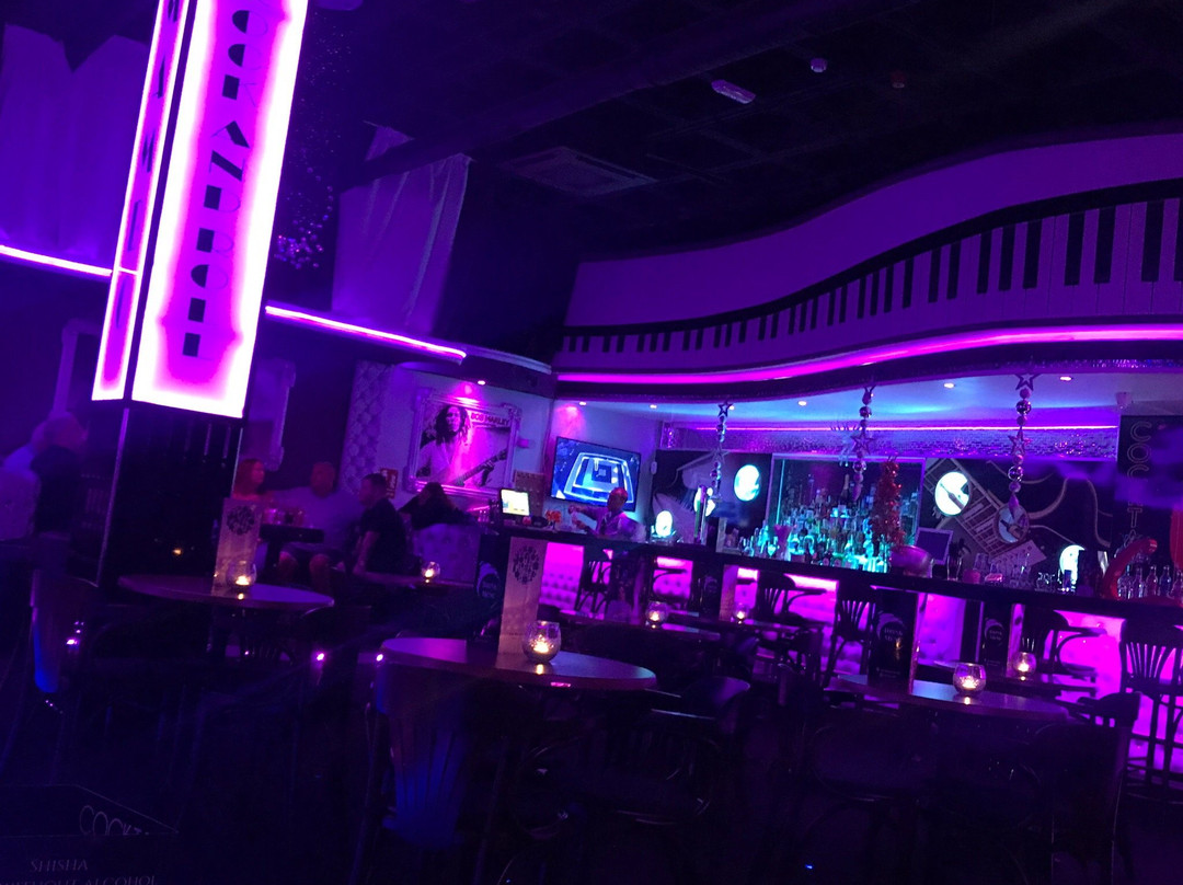 The Boulevard Piano Bar-莫干港必去景点