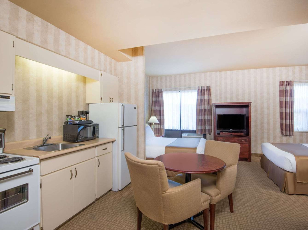 Ramada by Wyndham St. John's主图