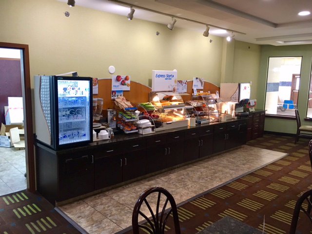 Holiday Inn Express & Suites St Charles By IHG-餐饮