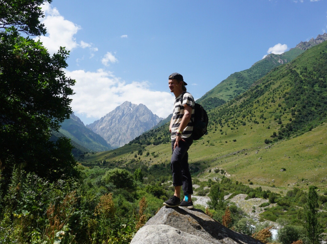 Issyk-Ata Gorge-比斯凯克必去景点