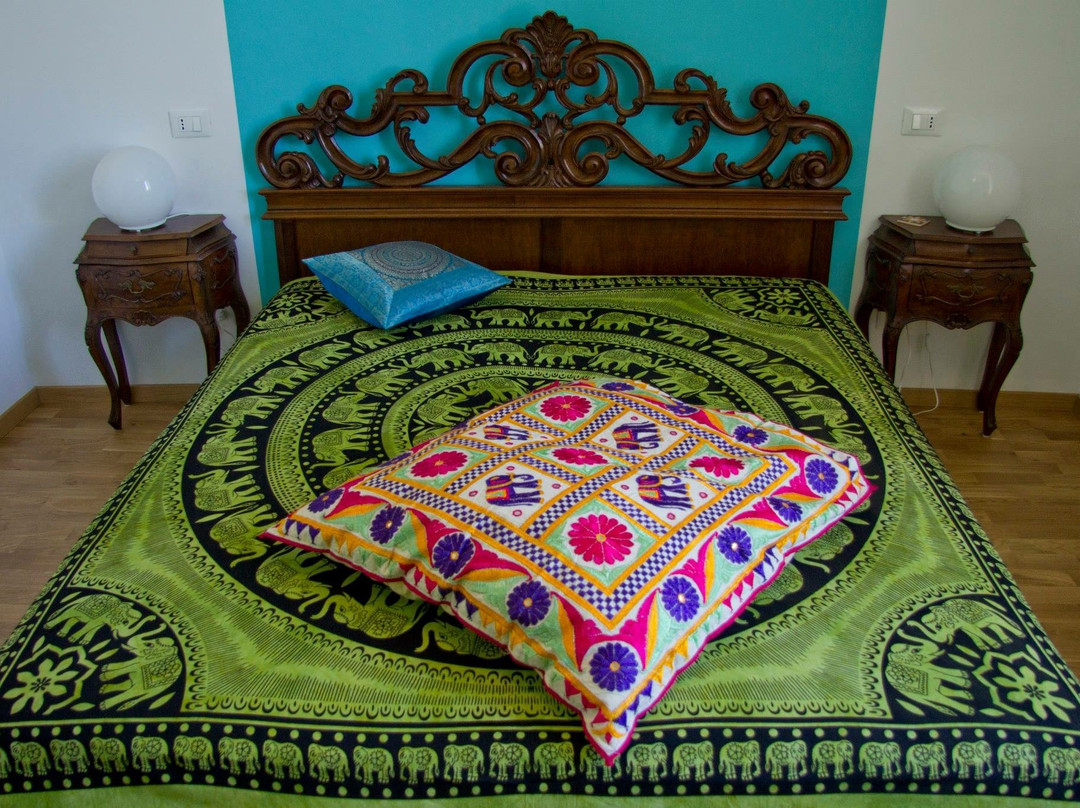 Neirone酒店住宿-Laxmi Guesthouse B&B