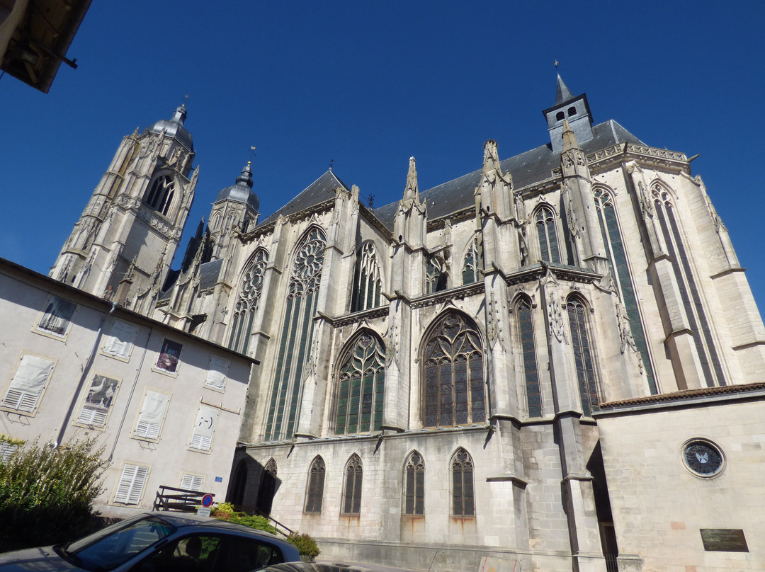 Basilica of Saint Nicholas de Port景点图片