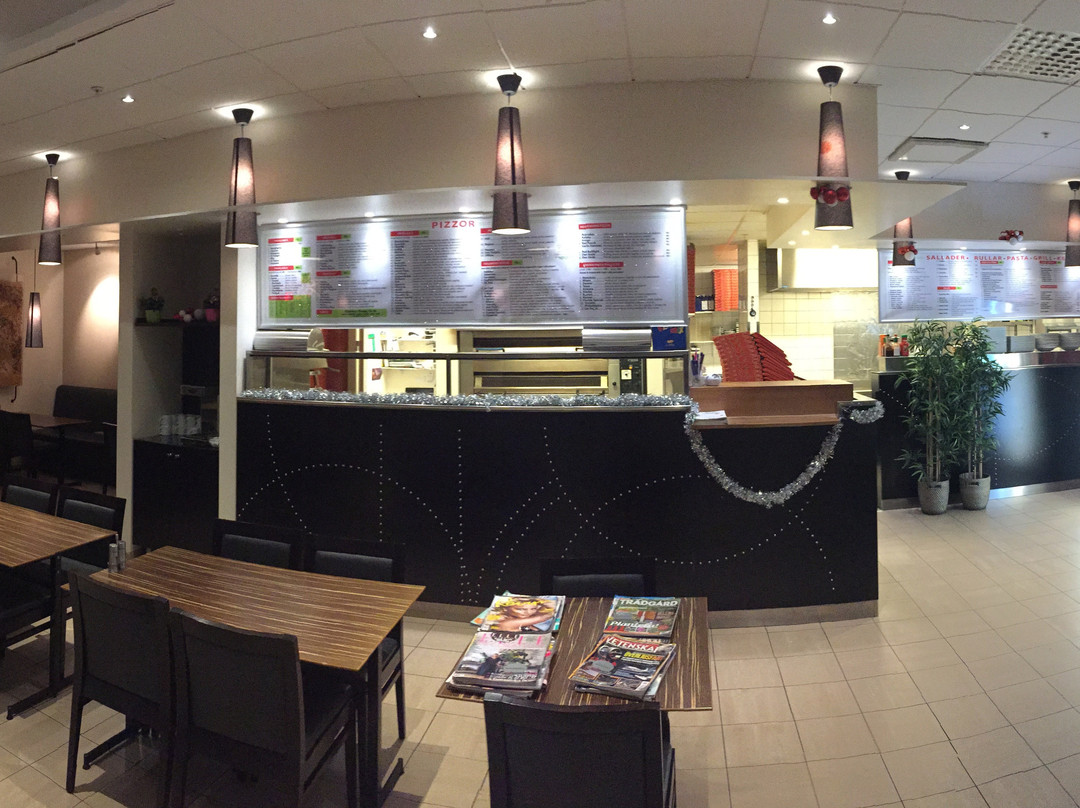 Svartsjo餐馆和美食-Åkermyntan Pizzeria