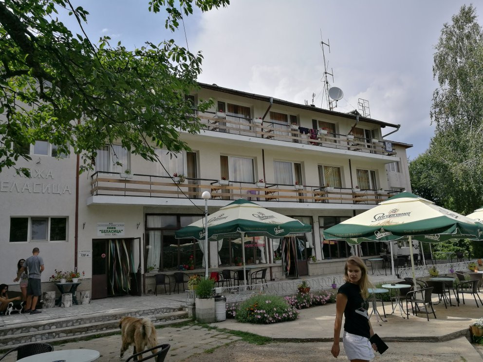 Hut Belasitza