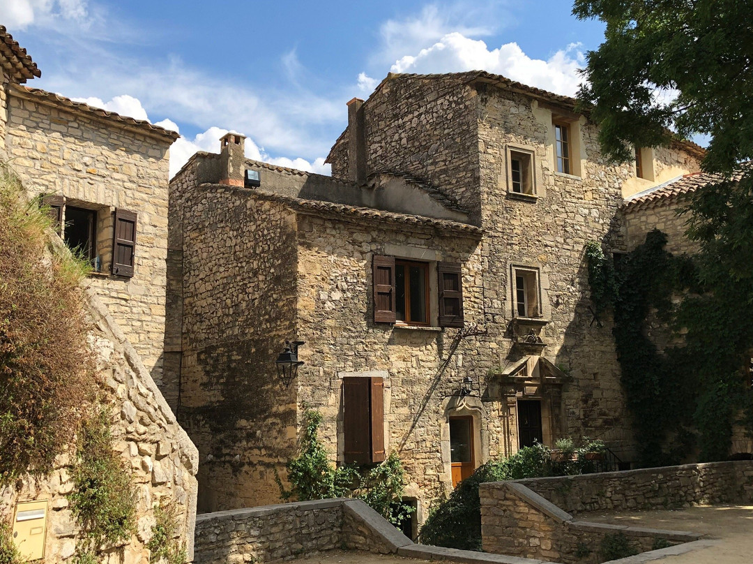 Village Medieval景点图片
