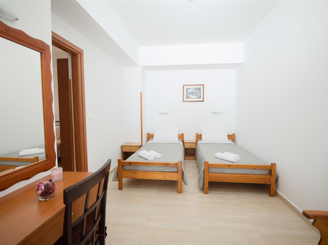 Galini Studios Lentas主图