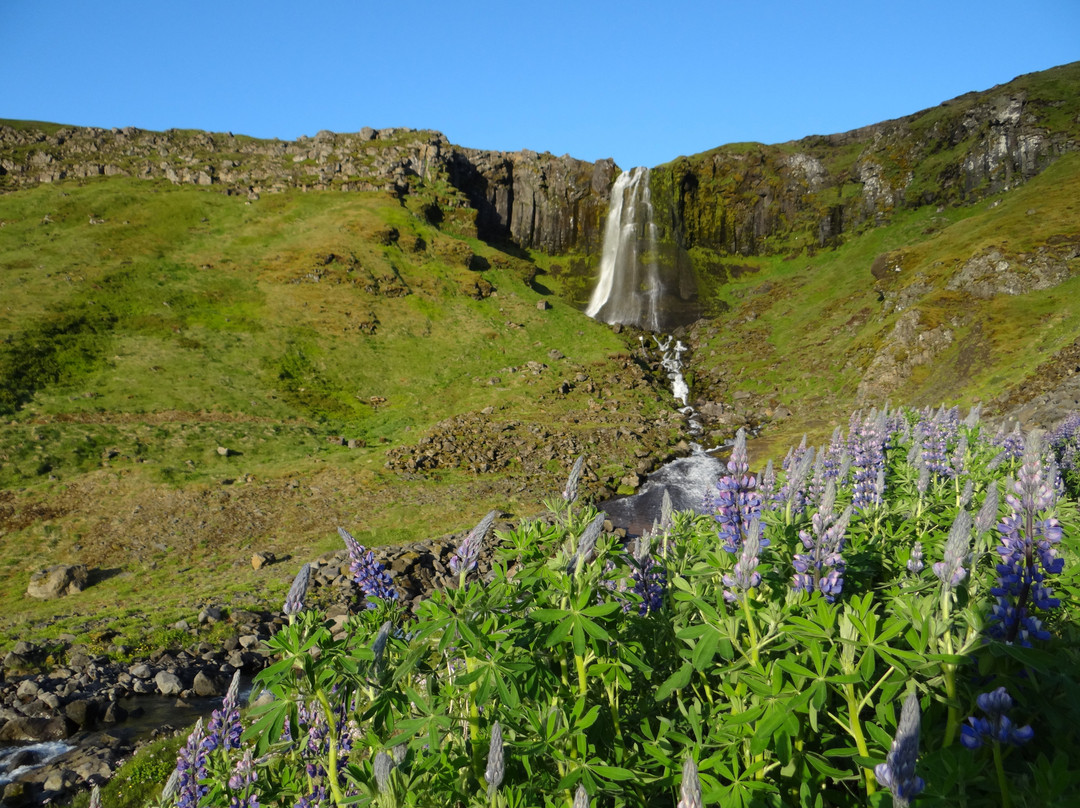 Olafsvik旅游景点-Bæjarfoss