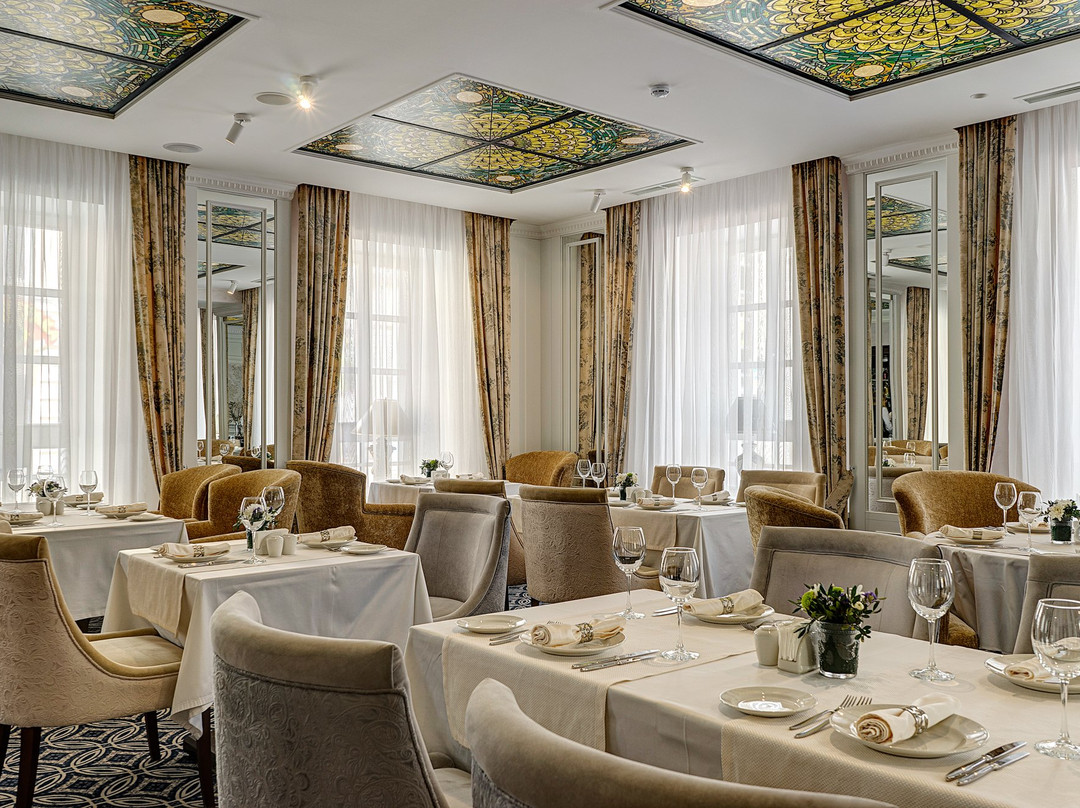 Grand Cafe