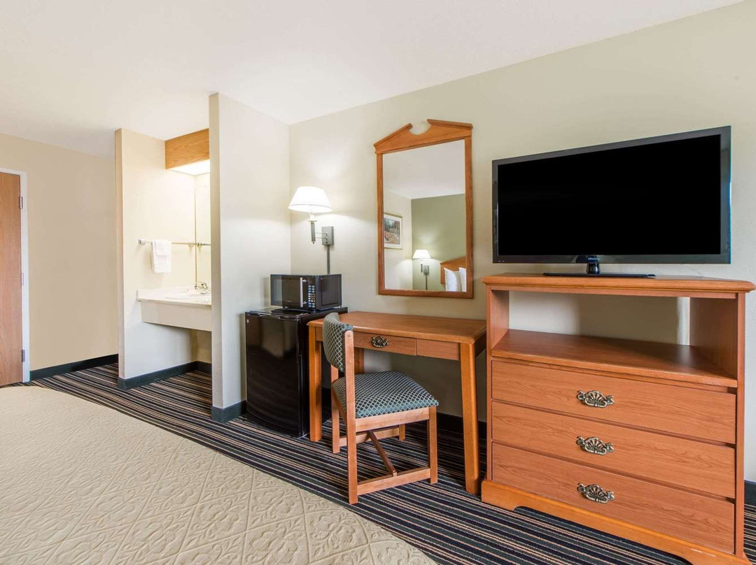 Days Inn by Wyndham Ottumwa主图