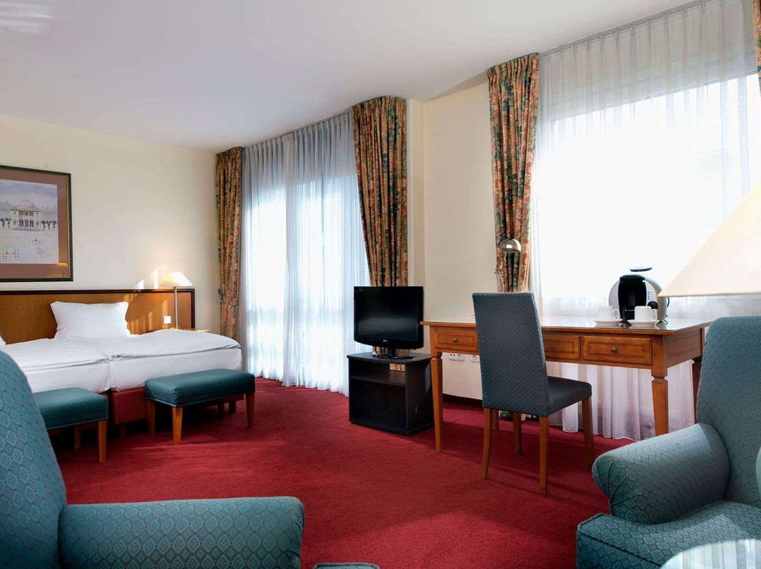 柏林赫尼格斯多夫美居酒店主图