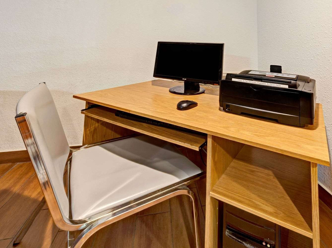 Baymont I S El Reno主图