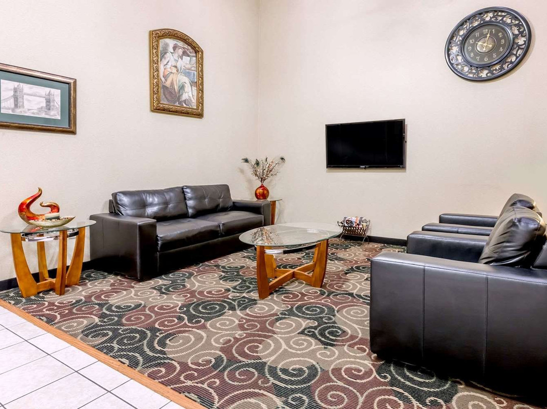 Super 8 By Wyndham Pine Bluff主图