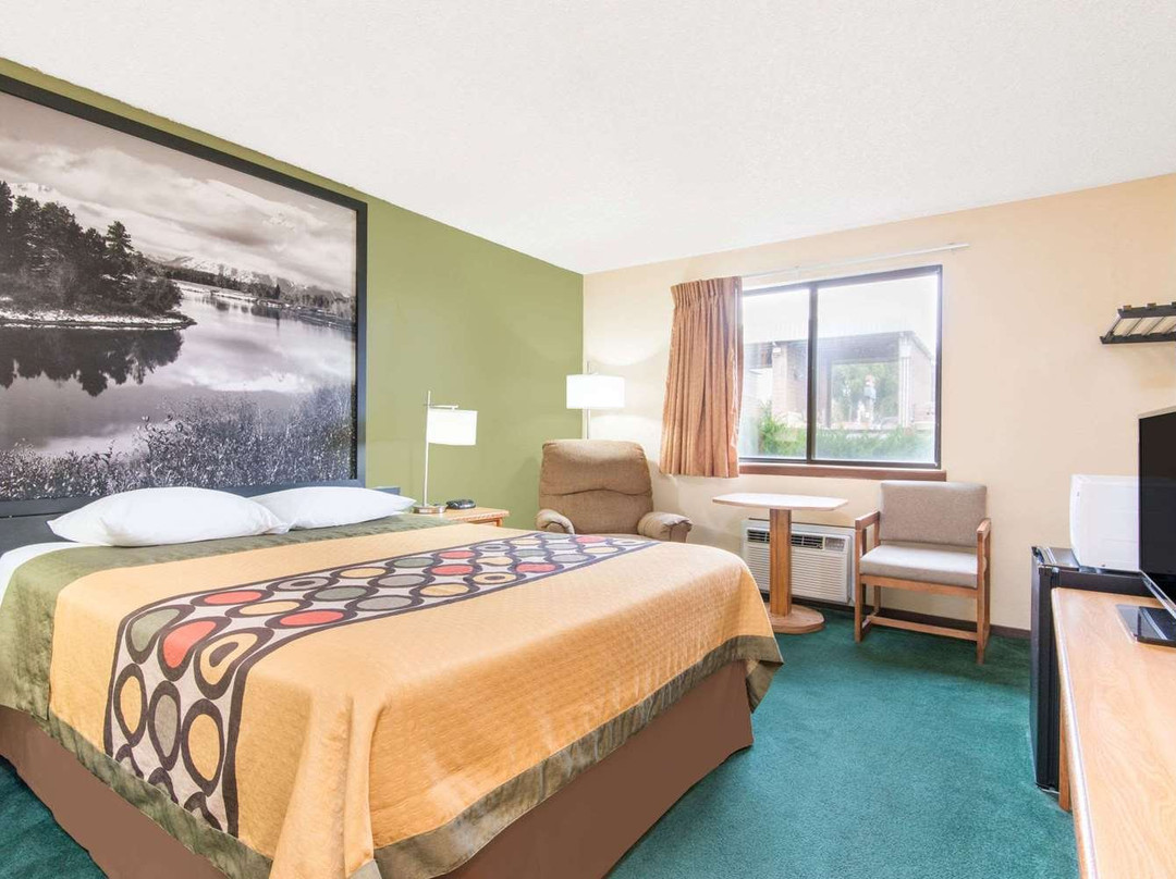 水牛城速8酒店主图