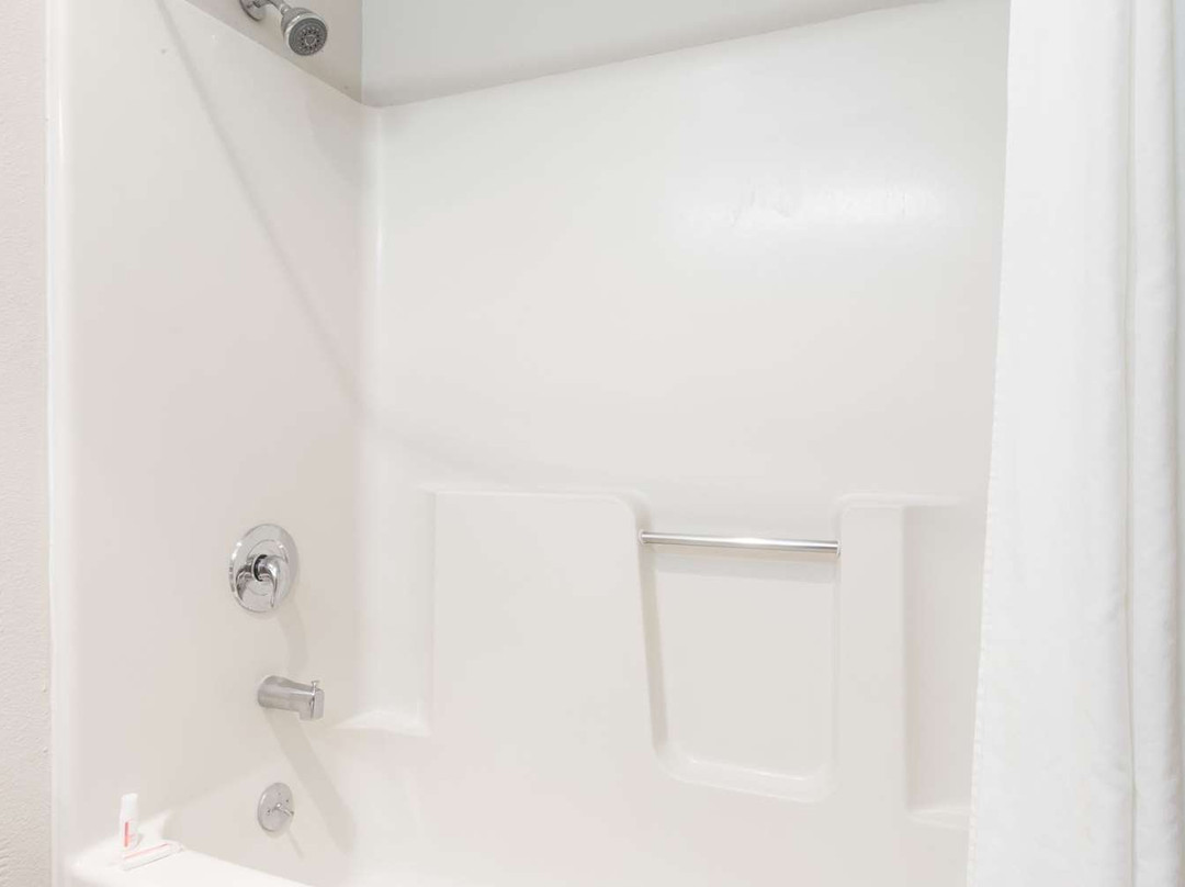 Super 8 by Wyndham LaGrande主图