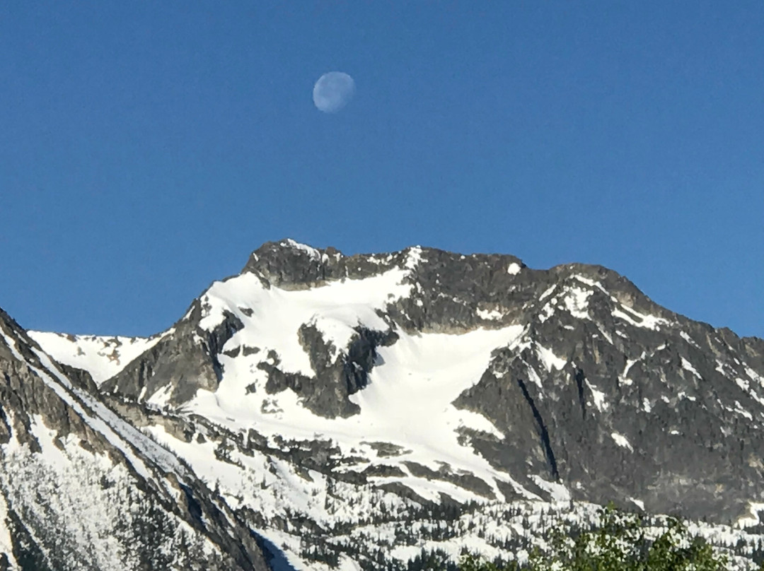 Stanley Town Square主图