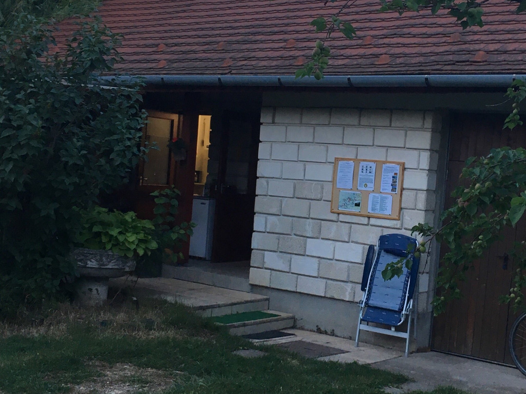 Margareta Bia - Guest House and Camping