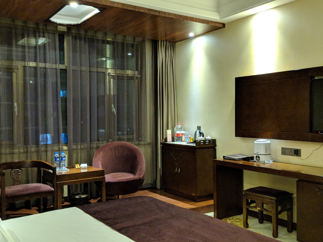 绿洲假日酒店主图