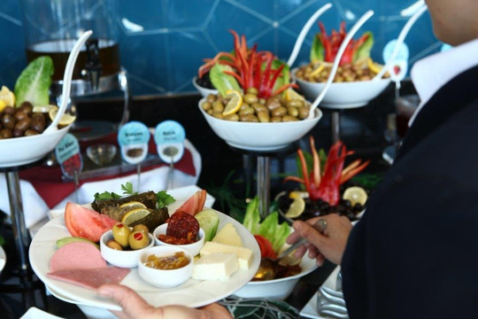 Buyuk Saruhan Hotel主图