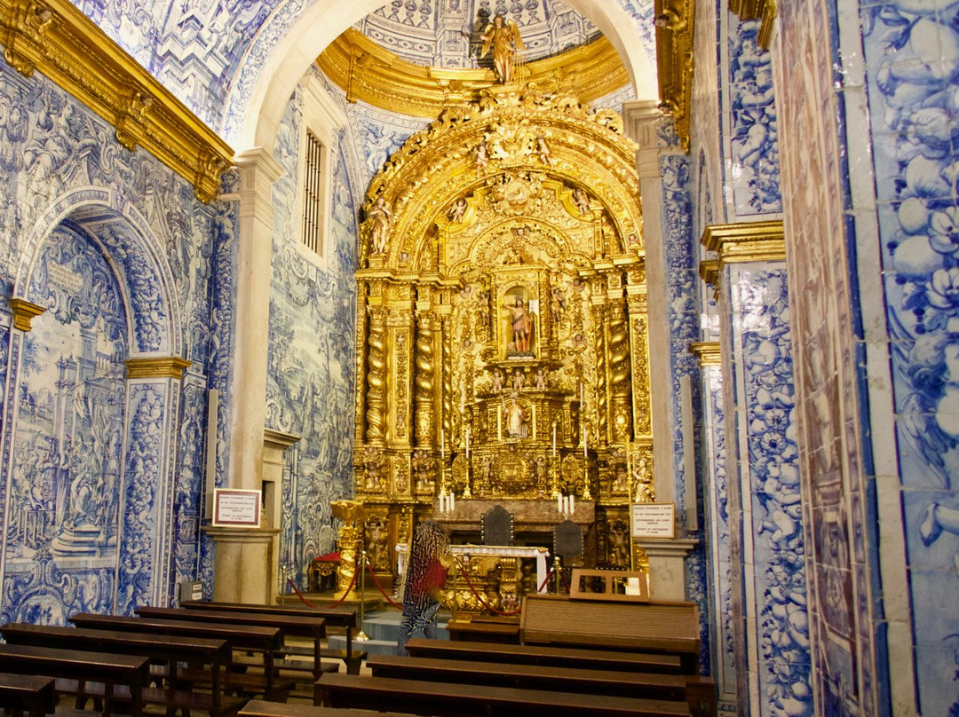 Igreja de Sao Lourenco de Almancil景点图片