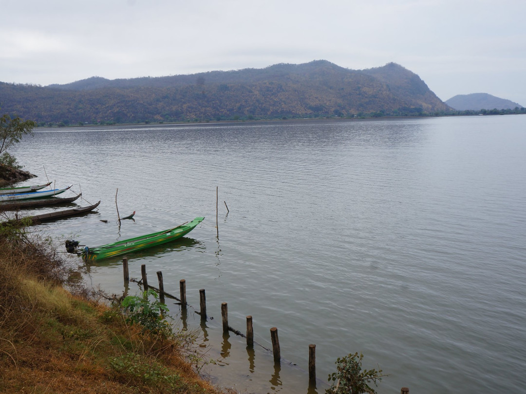 Kamping Puoy Reservoir-马德望必去景点