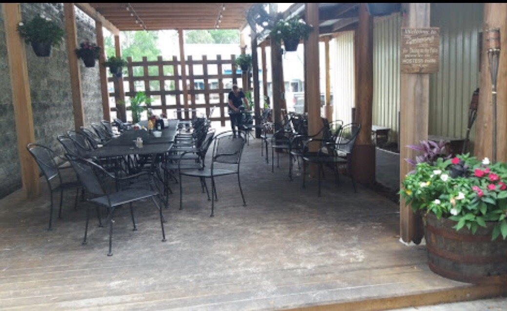 Mayo餐馆和美食-The Branford Gathering