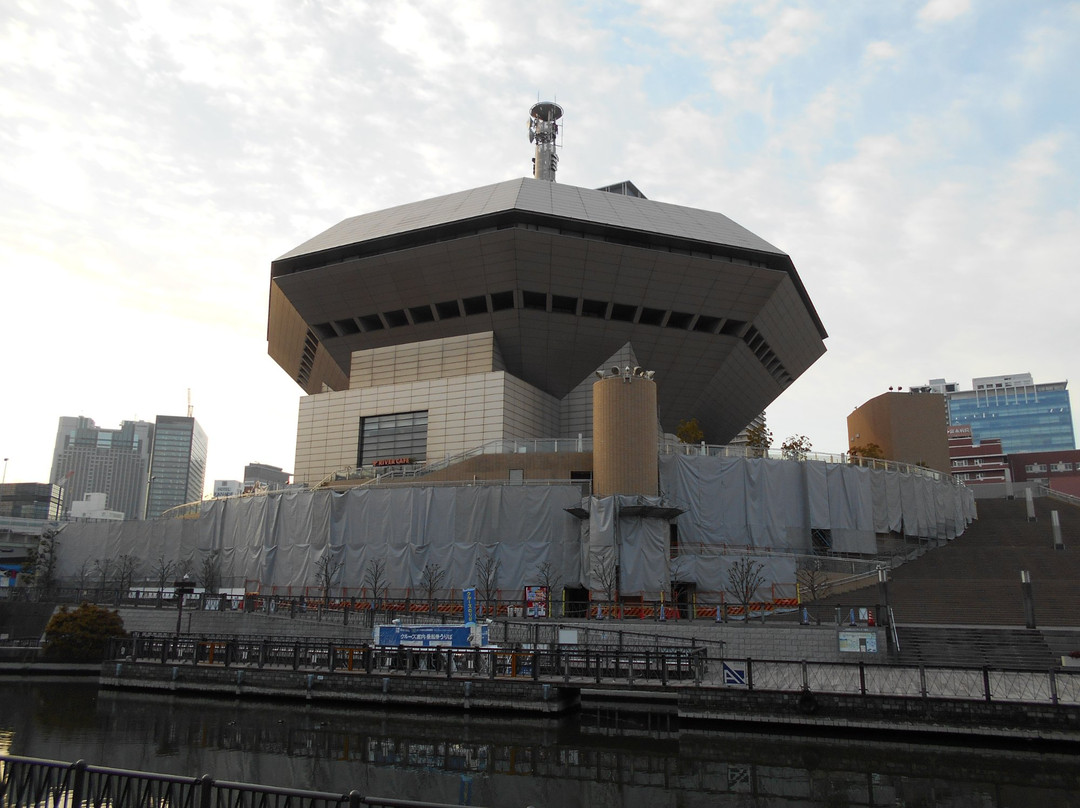 难波Hatch现场音乐会-大阪市必去景点