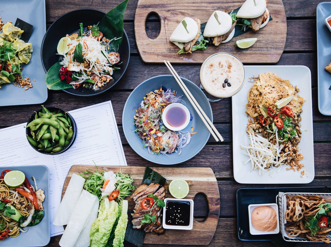 布罗德海滩餐馆和美食-Hideaway Kitchen and Bar