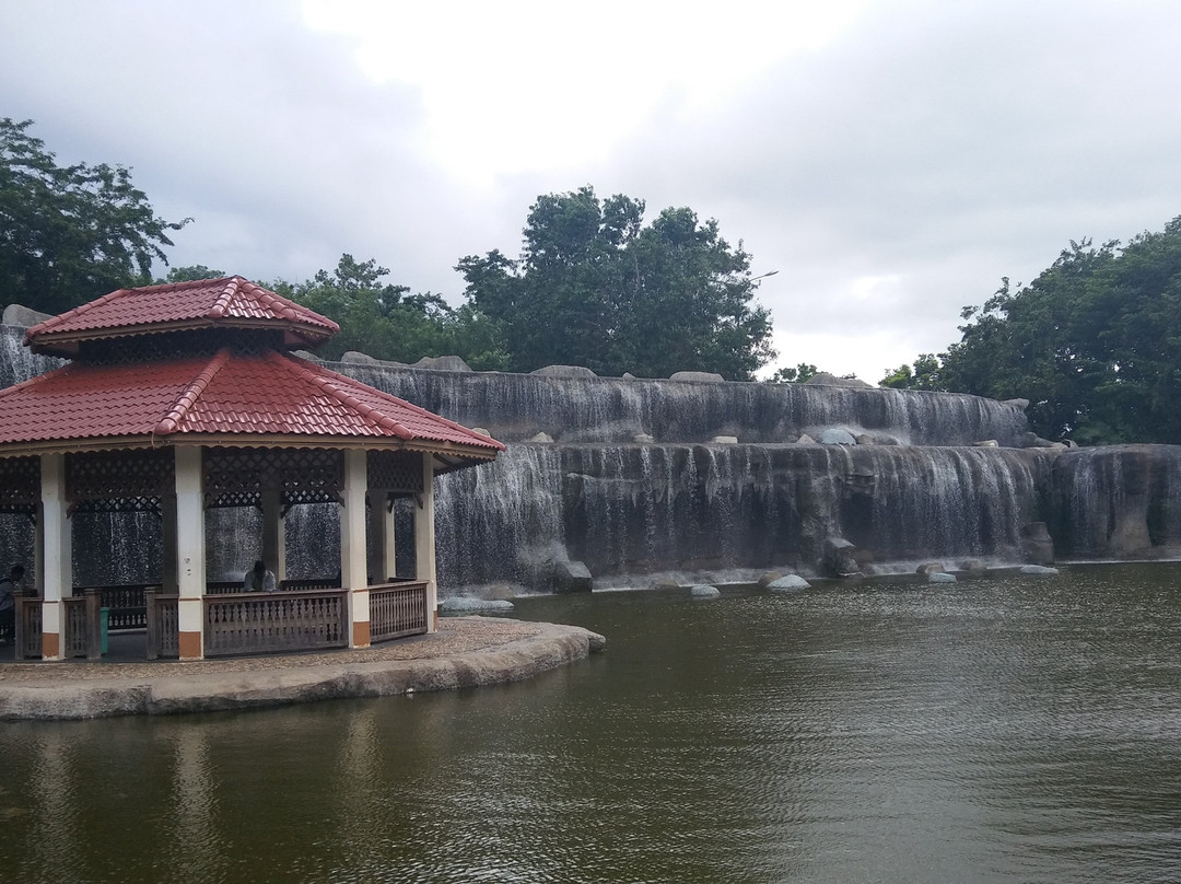 内比都旅游景点-Naypyidaw Water Fountain Garden
