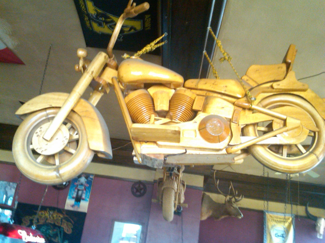 Rails Brews and Cues-谢里登必去景点