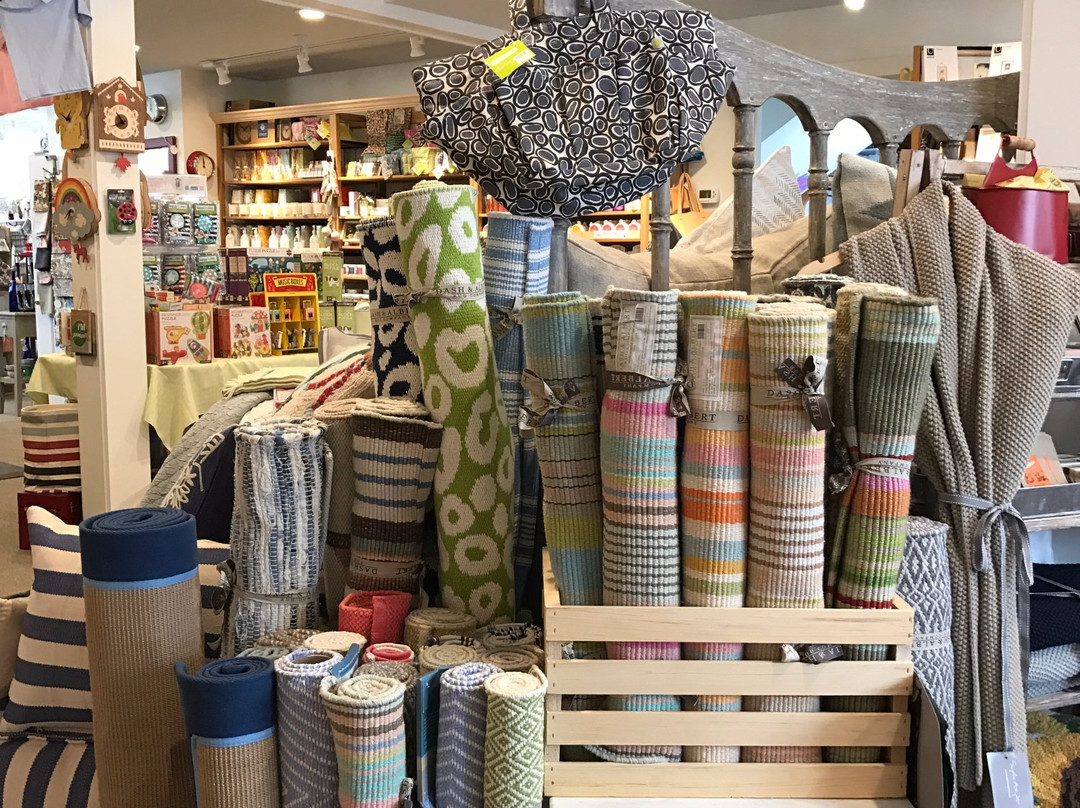 The Country Store on Main-斯托必去景点