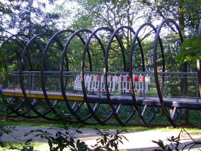 Slinky Springs to Fame景点图片