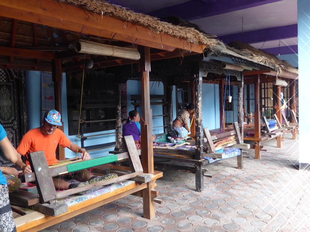 Dharma Setya Artshop-龙目岛必去景点