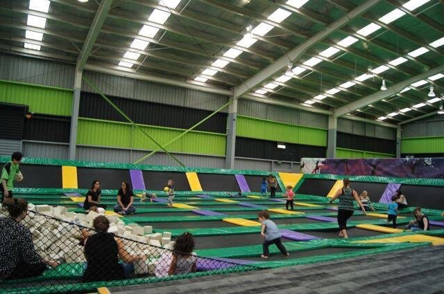 Brooklyn旅游景点-Flipout Trampoline Centre Altona