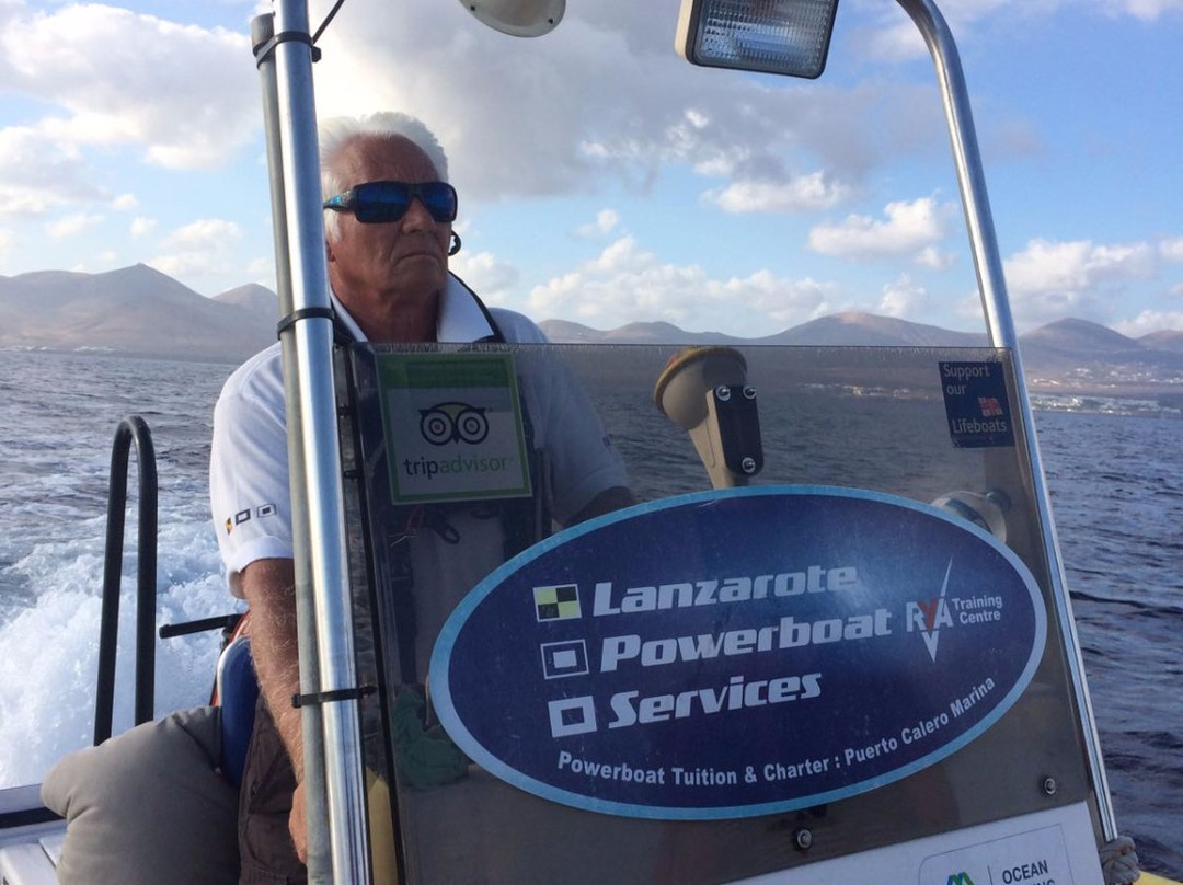Lanzarote Powerboat Services-卡拉罗港口必去景点