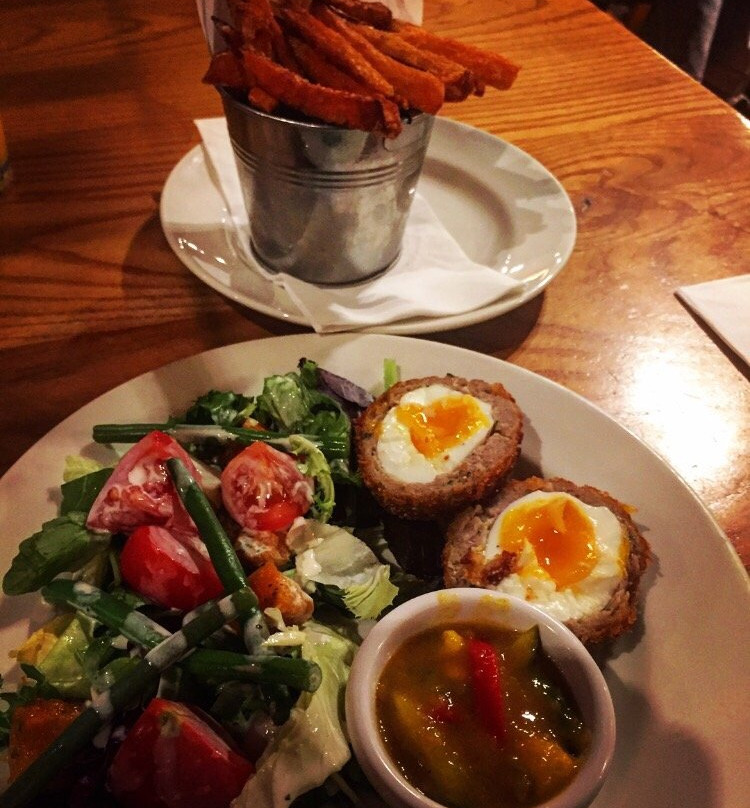 Longford餐馆和美食-Bridge Bar and Eating House