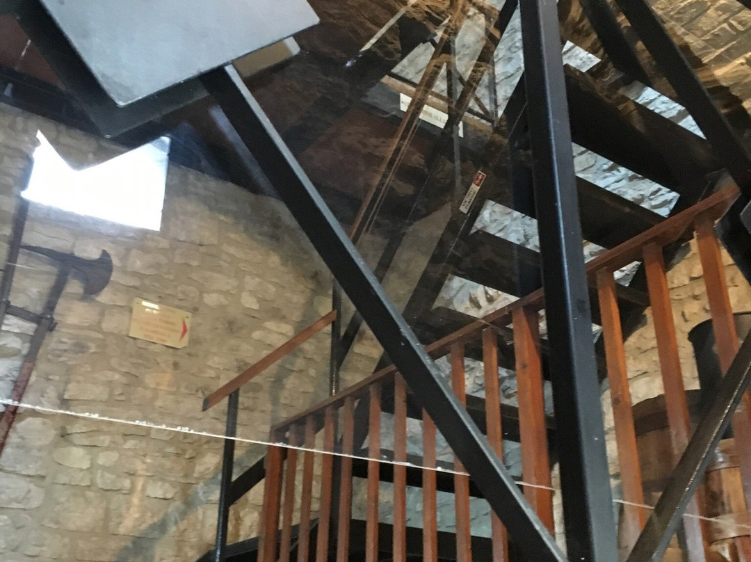 Museo Torre di Porta Romana-古比奥必去景点