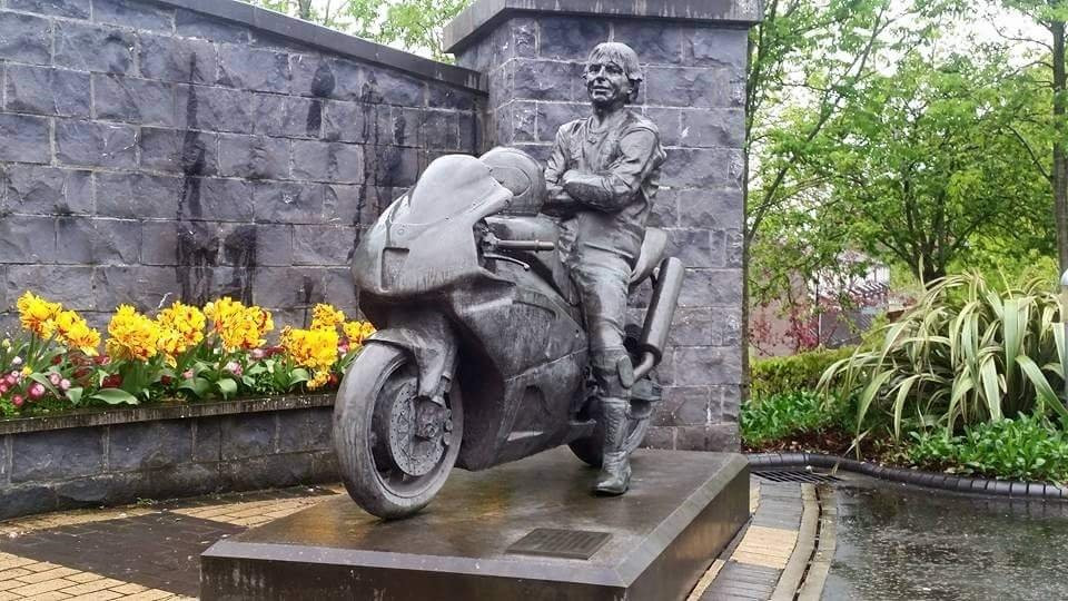 Joey Dunlop Memorial Garden景点图片
