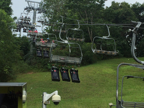 圣淘沙天际线斜坡滑车-圣淘沙岛必去景点