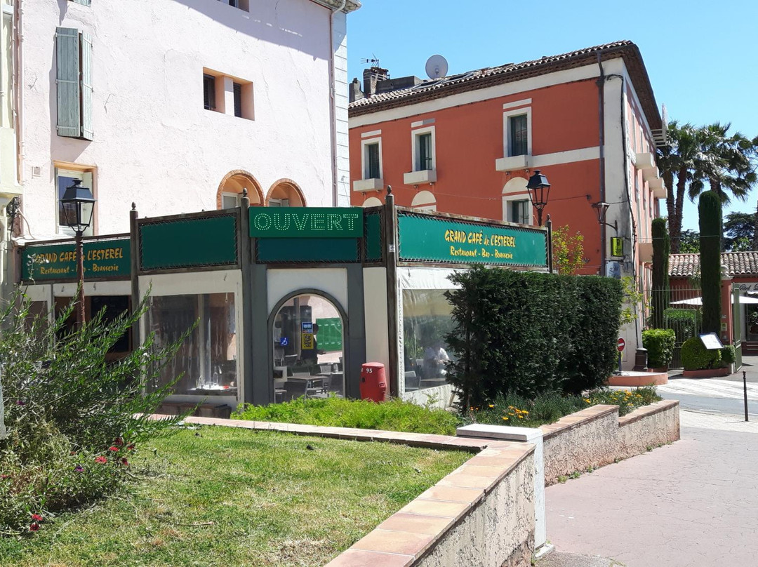 Le Grand Café de l'Esterel