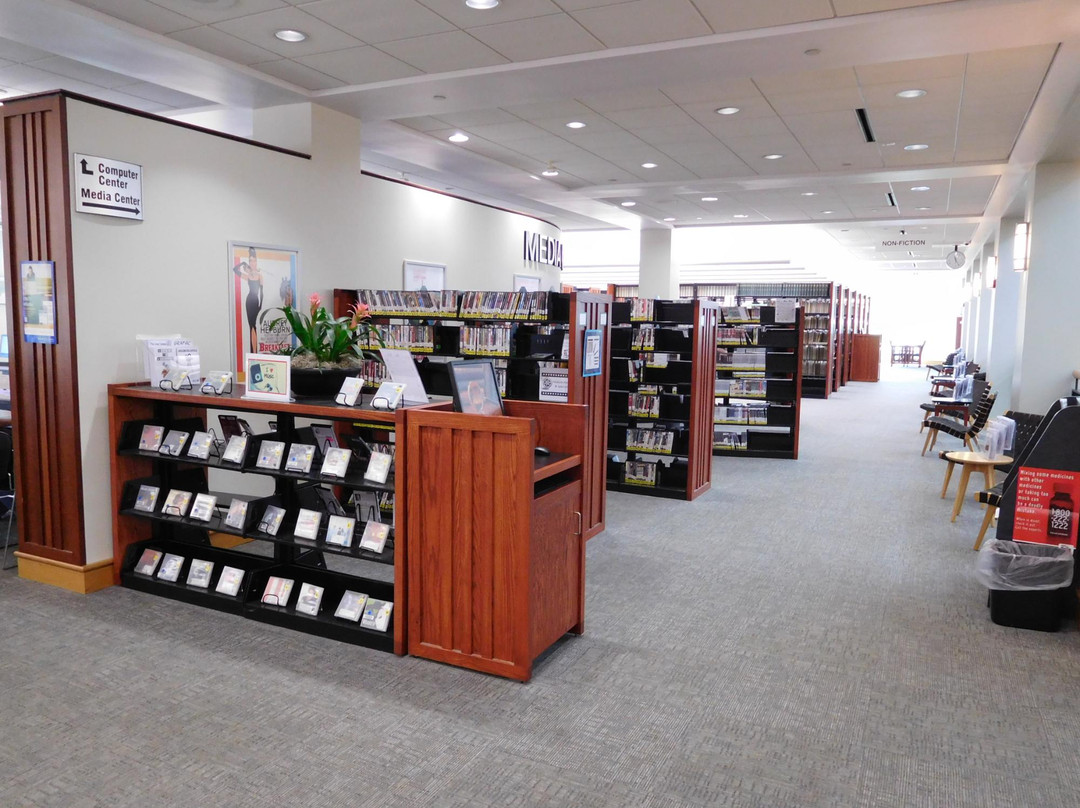 Johnson City Public Library-约翰逊城必去景点