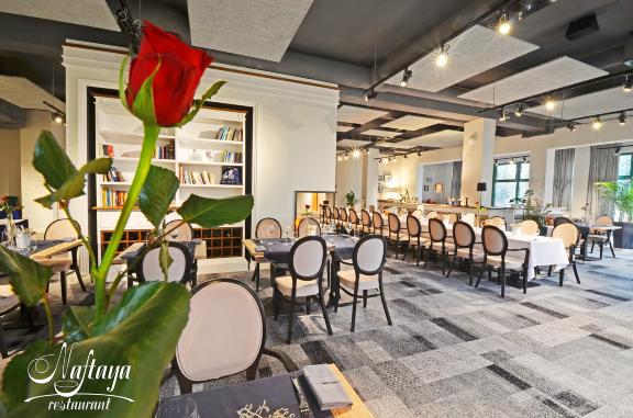 Nafta 克罗斯诺酒店-官方