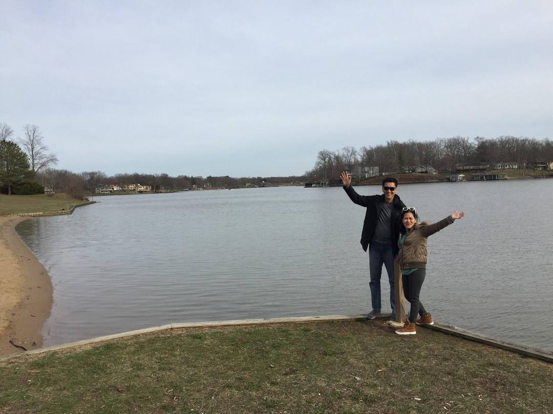 Lake Sara-Effingham必去景点