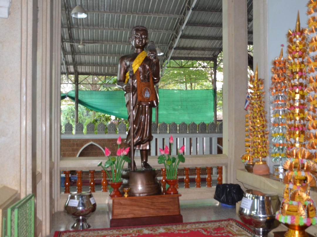 Wat Kuiburi-桂武里必去景点