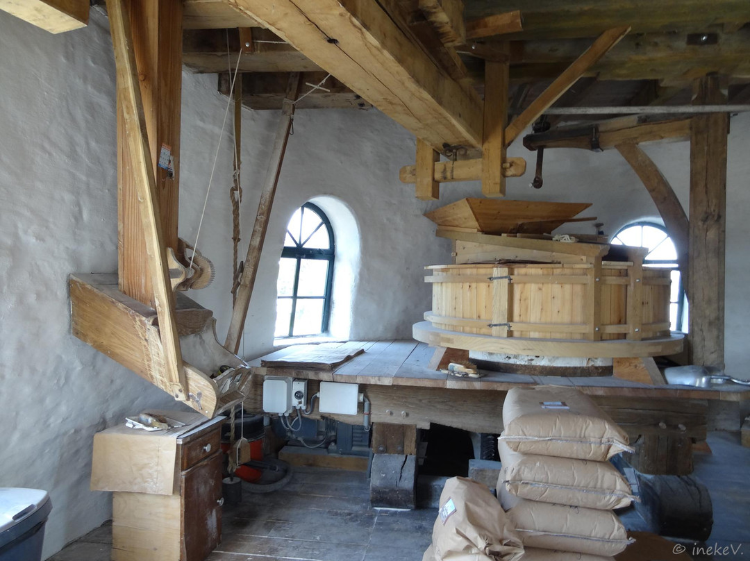 De Kerkhovense Molen景点图片