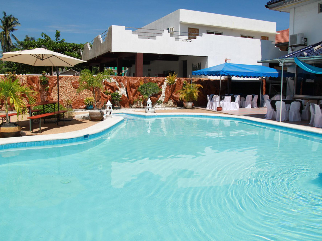 JFK Apartelle Hotel