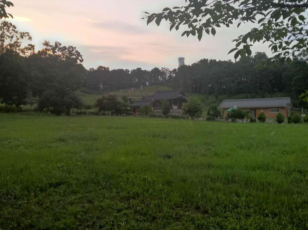 JS The Classic Hotel主图