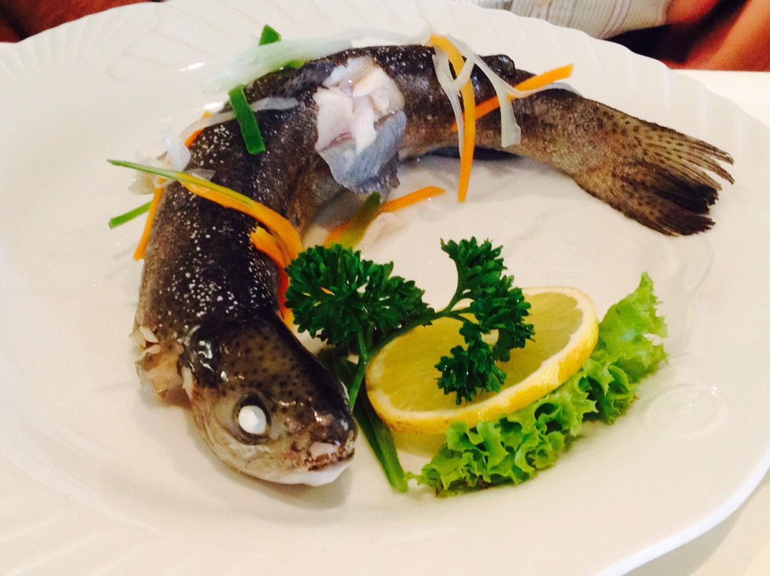 Hausach餐馆和美食-Gasthaus Zur Blume