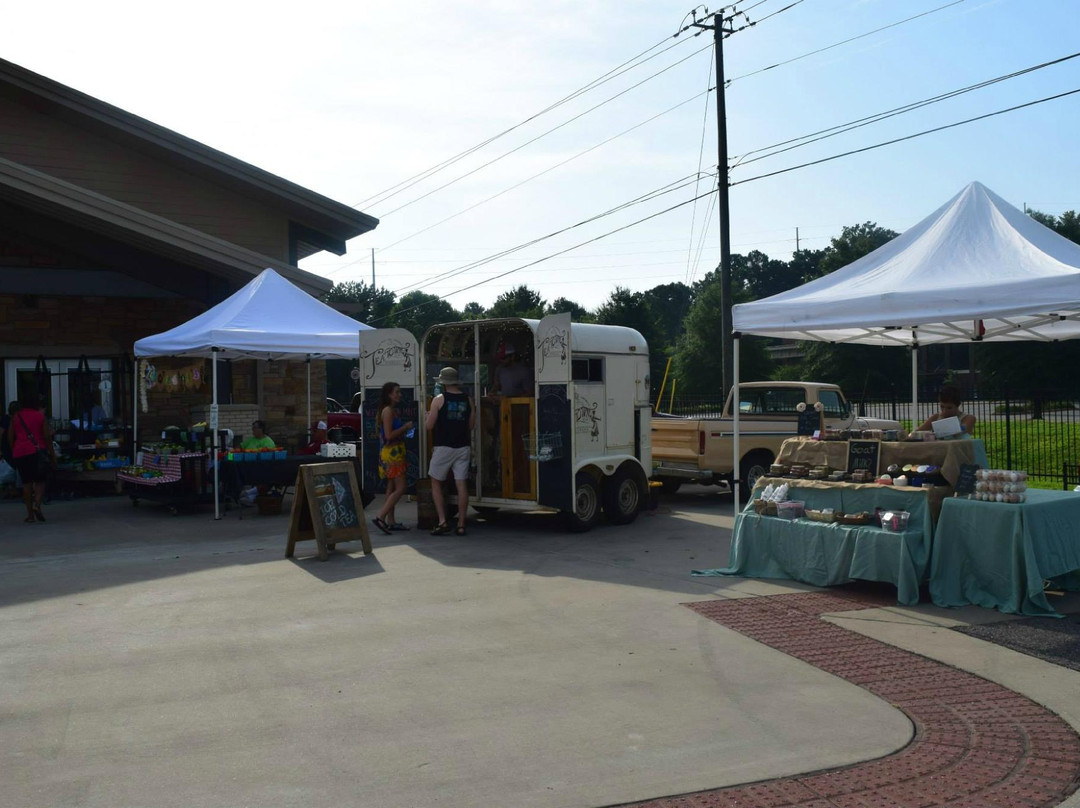 The Tuscaloosa Farmers' Market-塔斯卡卢萨县必去景点
