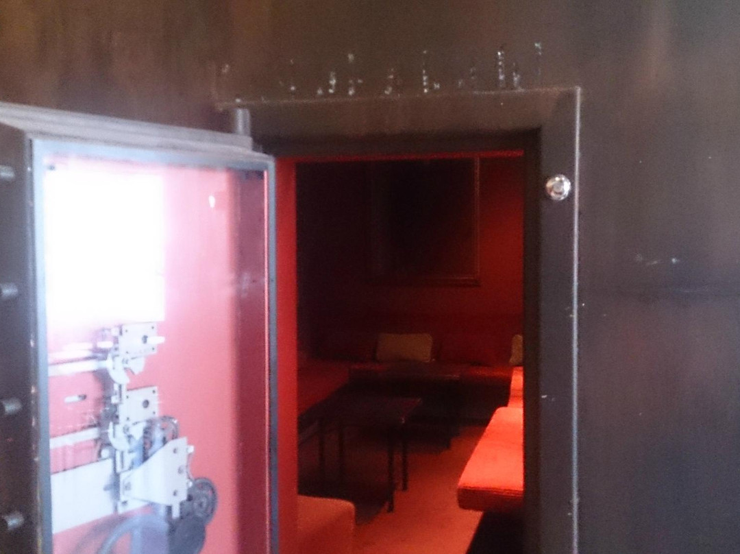 Wonderland Bar-Windsor必去景点